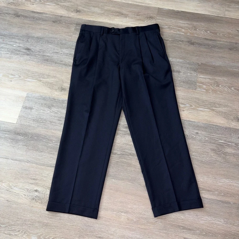 Jos. A. Bank Windsor Mens Navy Blue 100% Wool Pleated Cuffed Dress Pants 36 RG